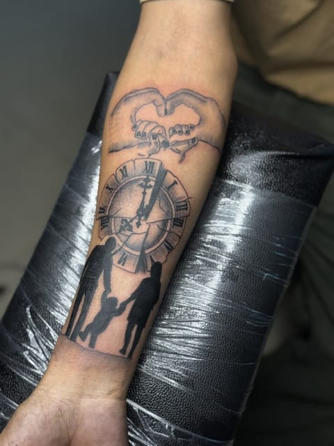 Family Clock Portrait